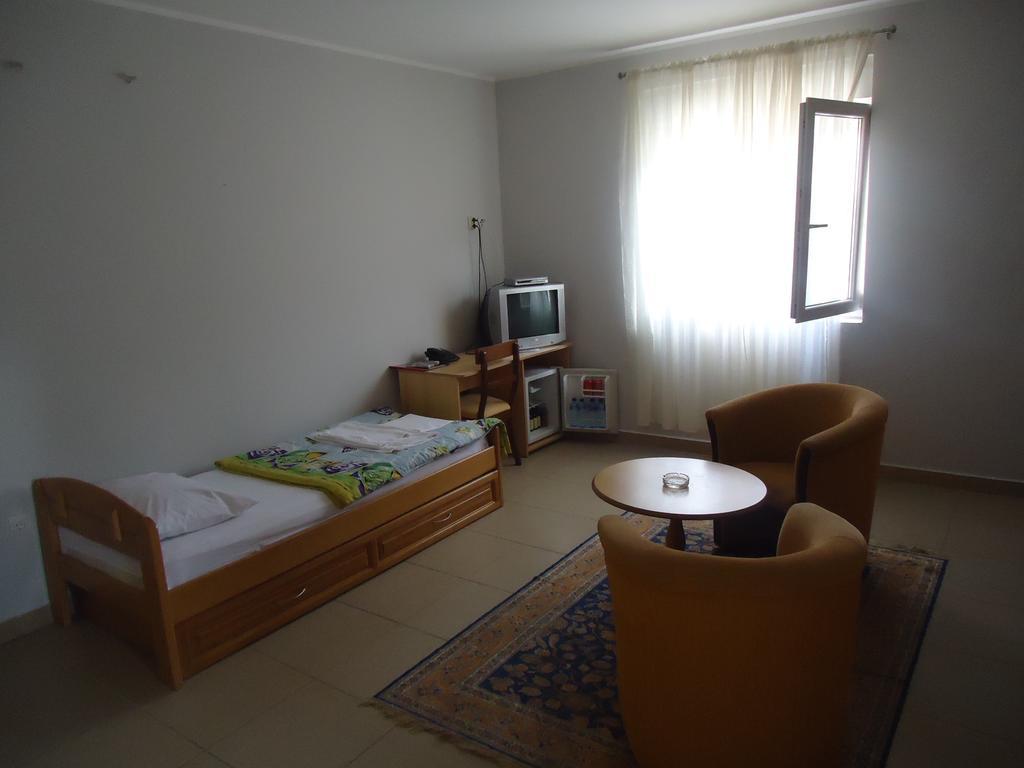 Hotel Kangaroo Budva Exterior foto