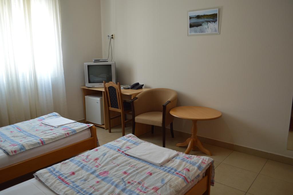 Hotel Kangaroo Budva Exterior foto